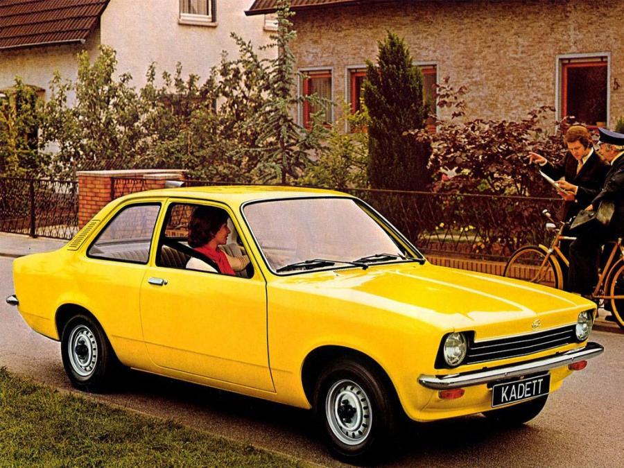  Opel Kadett 2-Door 1977 года  (фото 9 из 9)